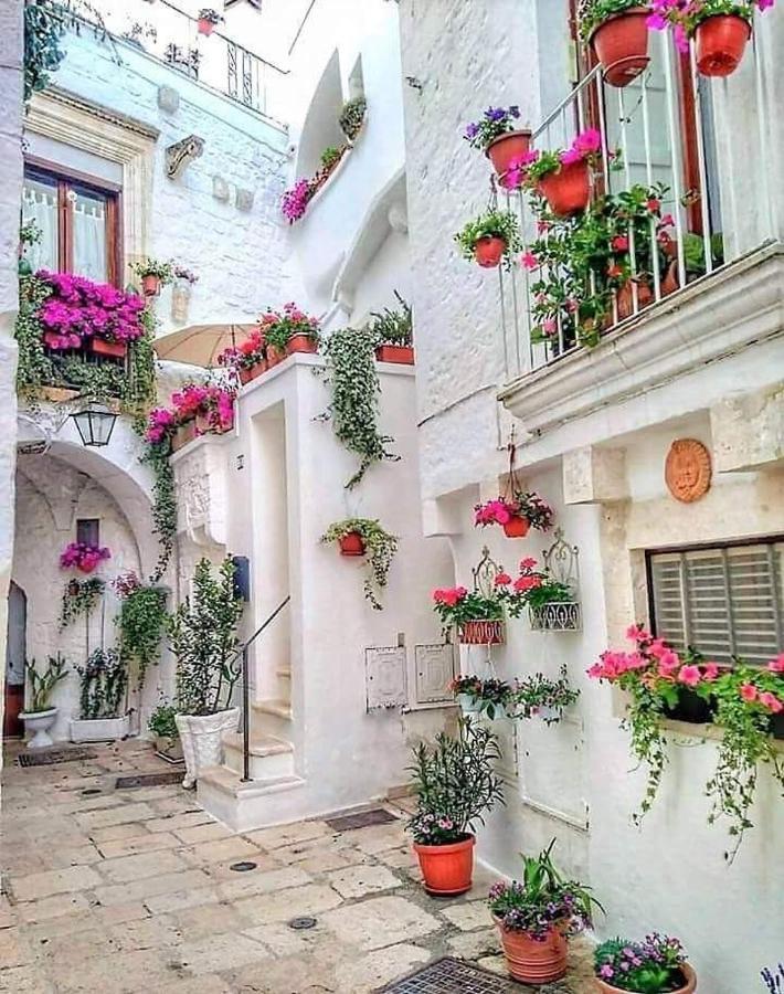 Buze Rodriguez Suite Ostuni Esterno foto